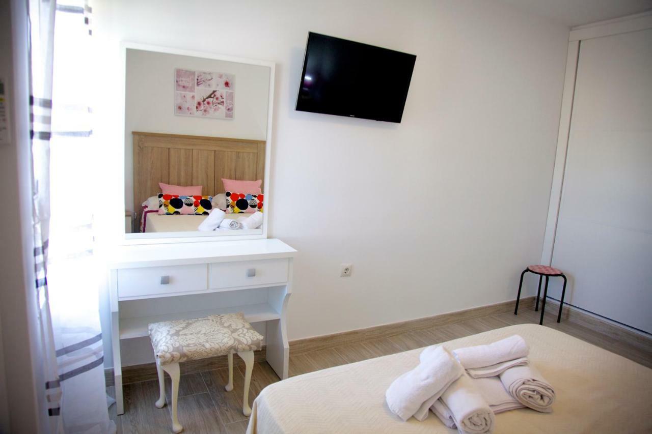 Iris Vistas Benalmadena Apartment ภายนอก รูปภาพ