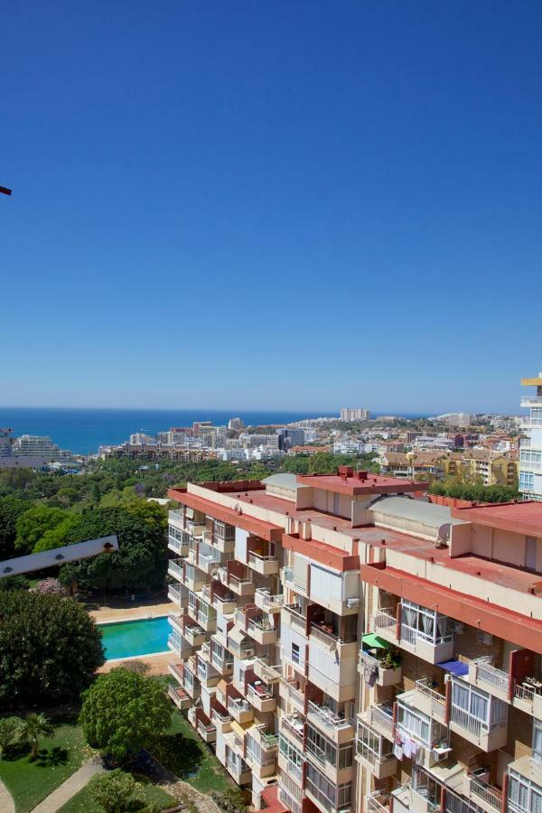 Iris Vistas Benalmadena Apartment ภายนอก รูปภาพ